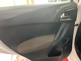 Used 2015 Citroen C3 Vtr+ White - Interior and Exterior details 12