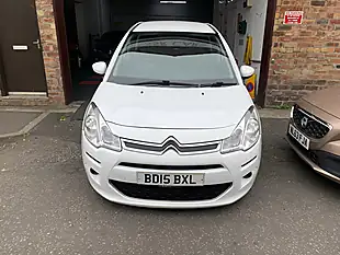 Used 2015 Citroen C3 Vtr+ White - Interior and Exterior details 16