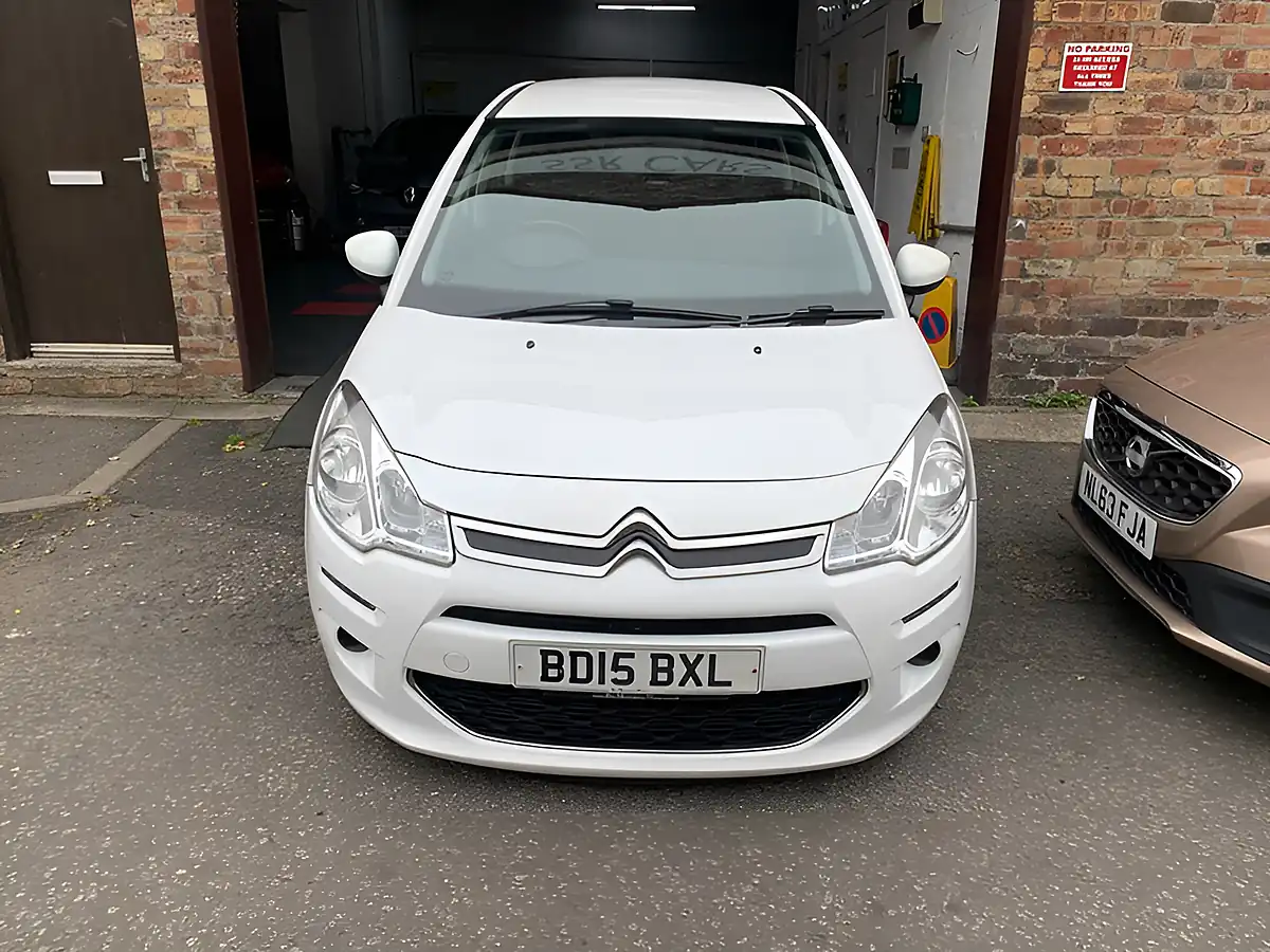Used 2015 Citroen C3 Vtr+ White - Interior and Exterior details 16