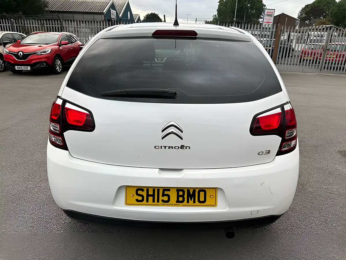 Used 2015 Citroen C3 Vtr+ White - Interior and Exterior details 4