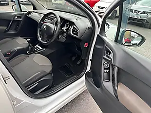 Used 2015 Citroen C3 Vtr+ White - Interior and Exterior details 9