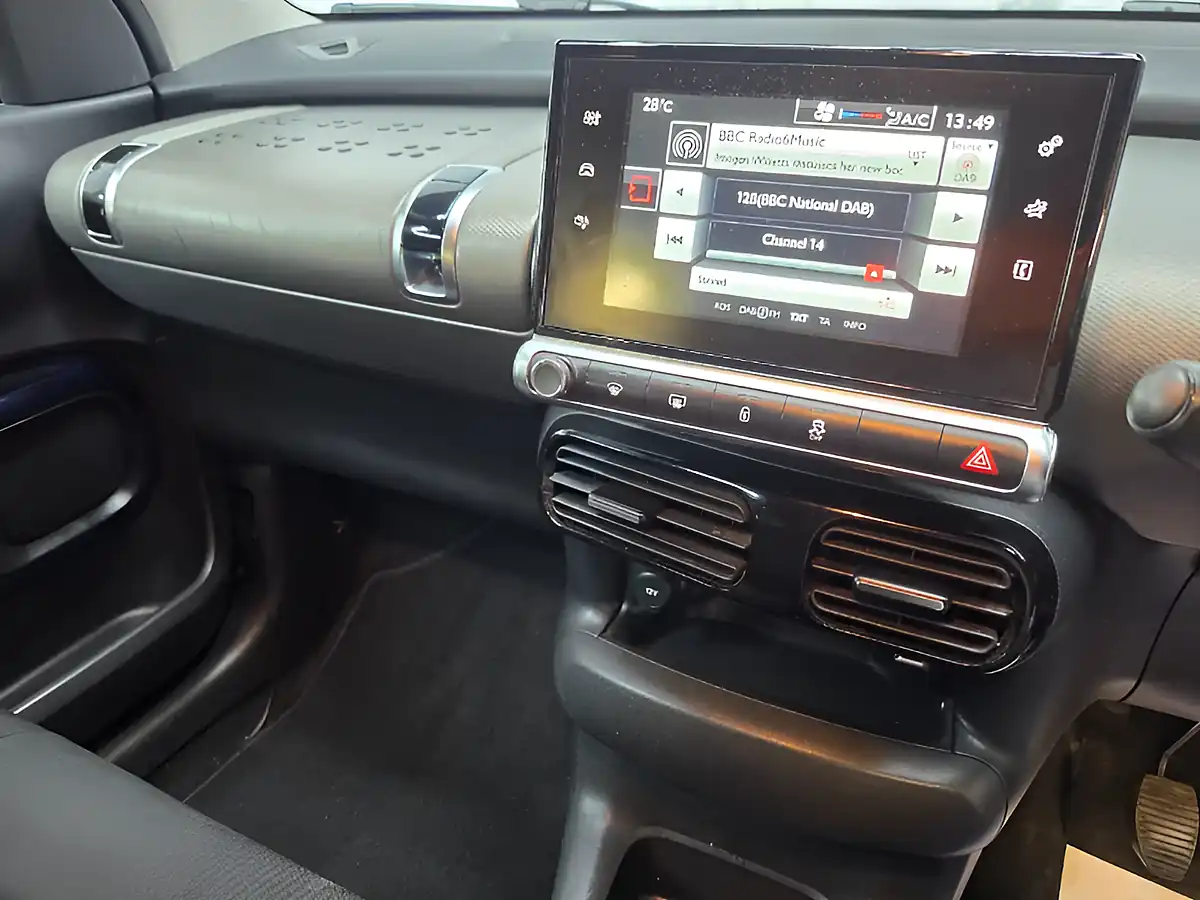 Used 2015 Citroen C4 Cactus Feel Grey - Interior and Exterior details 14