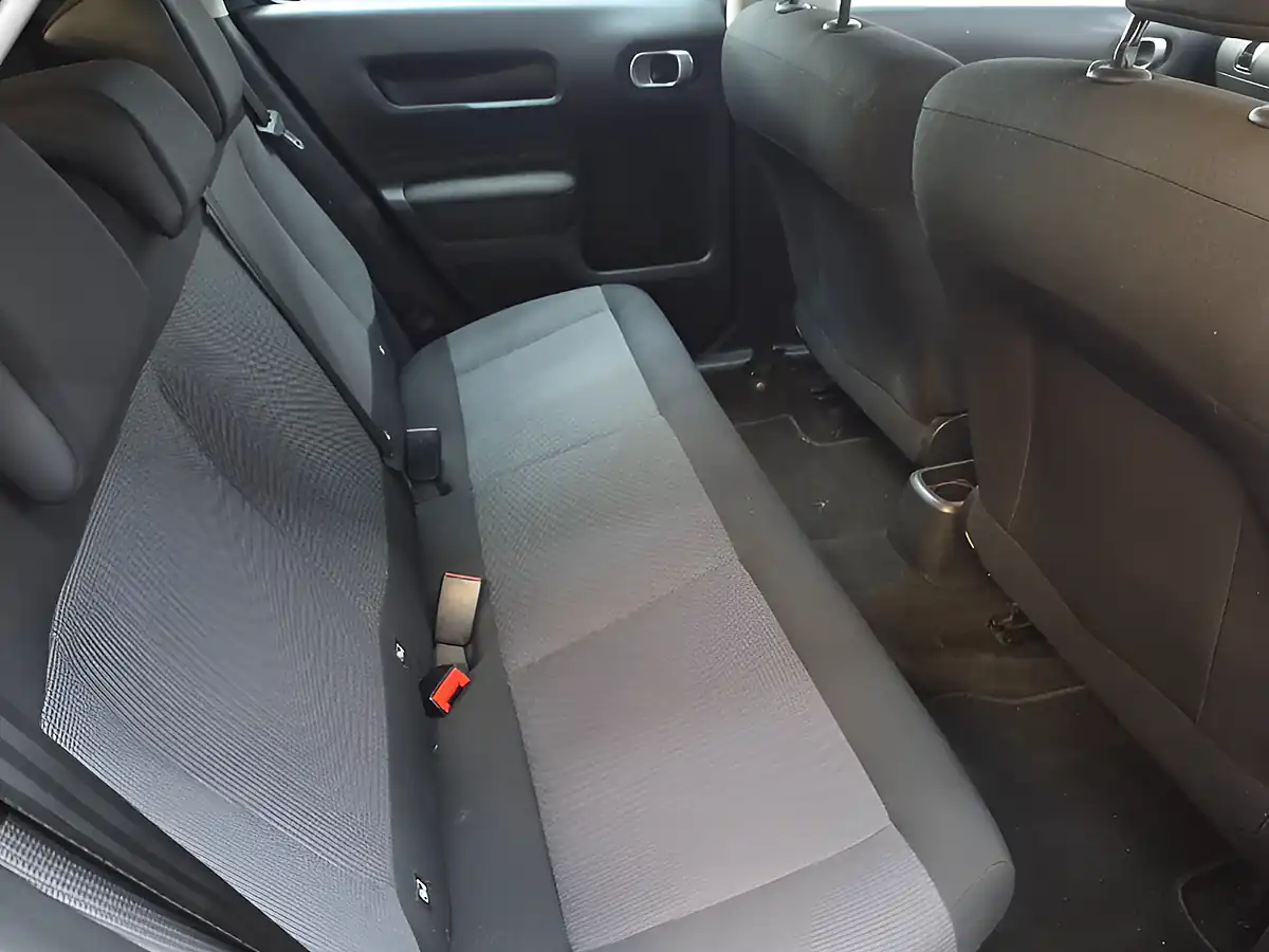 Used 2015 Citroen C4 Cactus Feel Grey - Interior and Exterior details 15