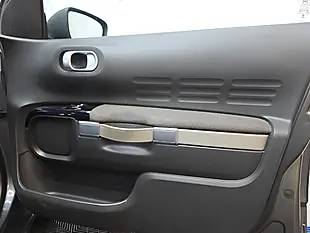 Used 2015 Citroen C4 Cactus Feel Grey - Interior and Exterior details 17