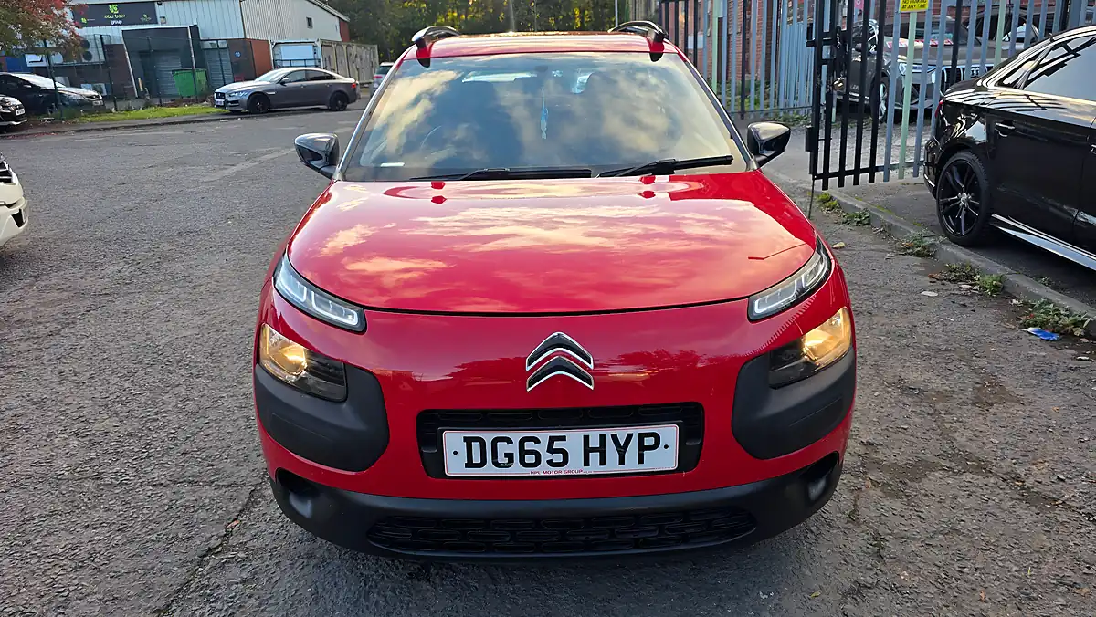 Used 2015 Citroen C4 Cactus Feel - Interior and Exterior details 2