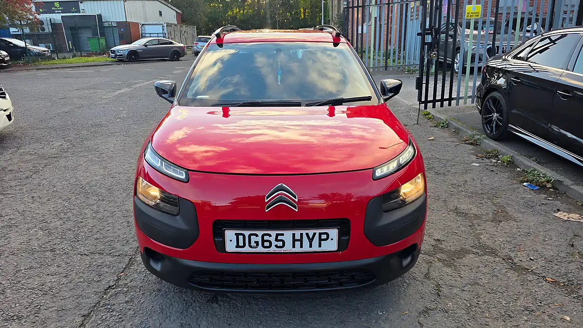 Used 2015 Citroen C4 Cactus Feel - Interior and Exterior details 4