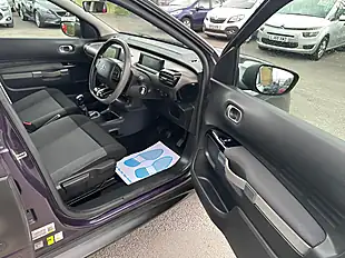 Used 2015 Citroen C4 Cactus Feel Purple - Interior and Exterior details 12