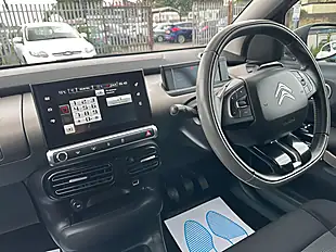Used 2015 Citroen C4 Cactus Feel Purple - Interior and Exterior details 18