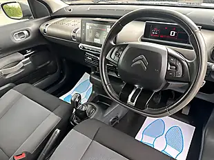 Used 2015 Citroen C4 Cactus Feel Purple - Interior and Exterior details 2