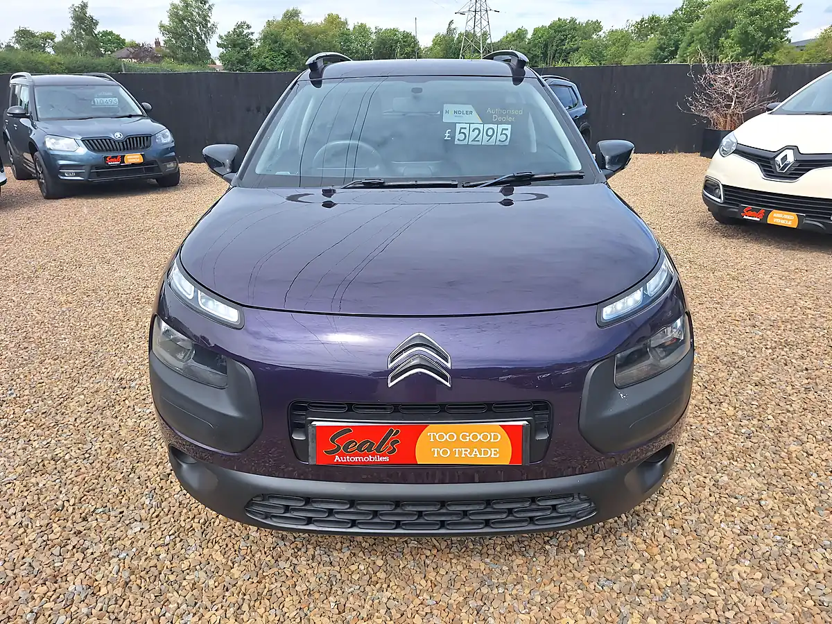 Used 2015 Citroen C4 Cactus Feel Purple - Interior and Exterior details 15