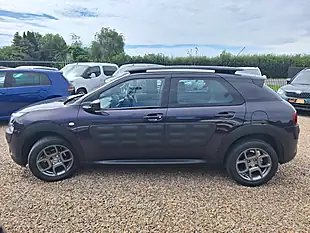 Used 2015 Citroen C4 Cactus Feel Purple - Interior and Exterior details 4
