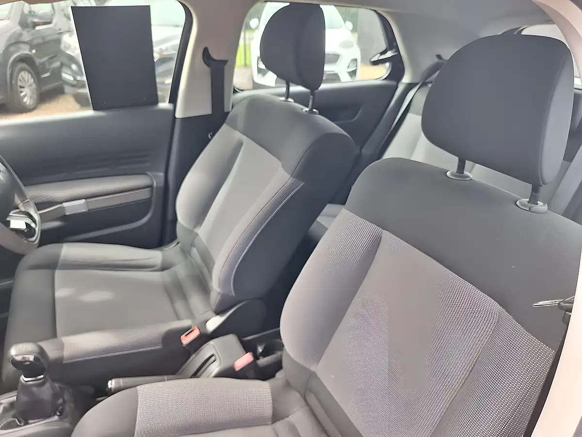 Used 2015 Citroen C4 Cactus Feel Purple - Interior and Exterior details 5