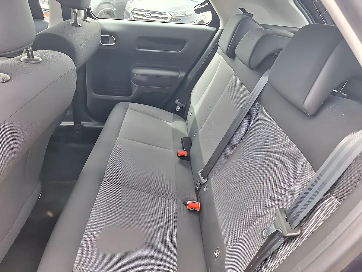 Used 2015 Citroen C4 Cactus Feel Purple - Interior and Exterior details 8