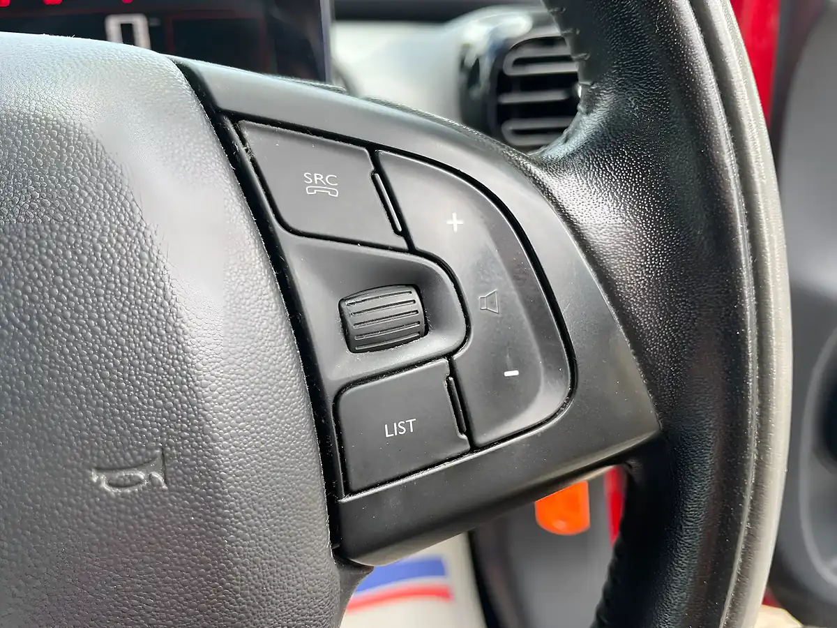 Used 2015 Citroen C4 Cactus Feel Red - Interior and Exterior details 12