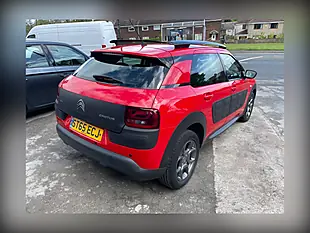 Used 2015 Citroen C4 Cactus Feel Red - Interior and Exterior details 6
