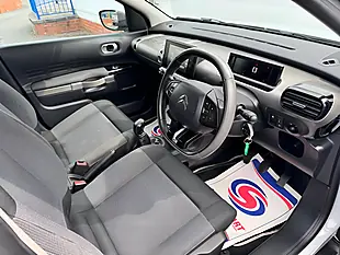 Used 2015 Citroen C4 Cactus Feel White - Interior and Exterior details 11