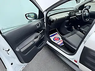 Used 2015 Citroen C4 Cactus Feel White - Interior and Exterior details 15