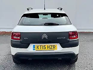 Used 2015 Citroen C4 Cactus Feel White - Interior and Exterior details 17