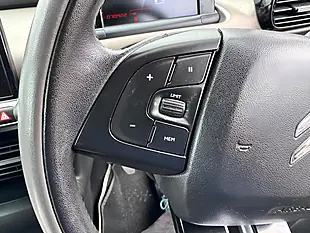 Used 2015 Citroen C4 Cactus Feel White - Interior and Exterior details 9
