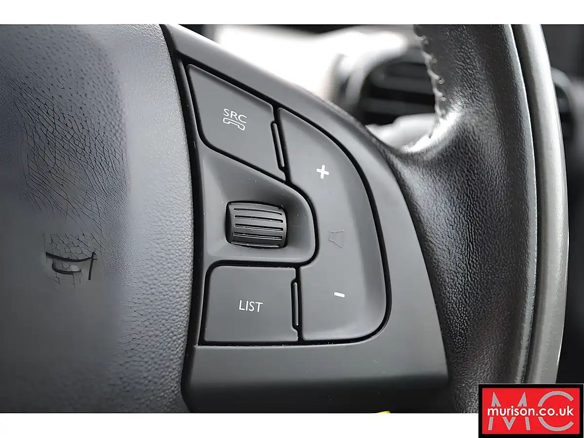 Used 2015 Citroen C4 Cactus Flair Black - Interior and Exterior details 5