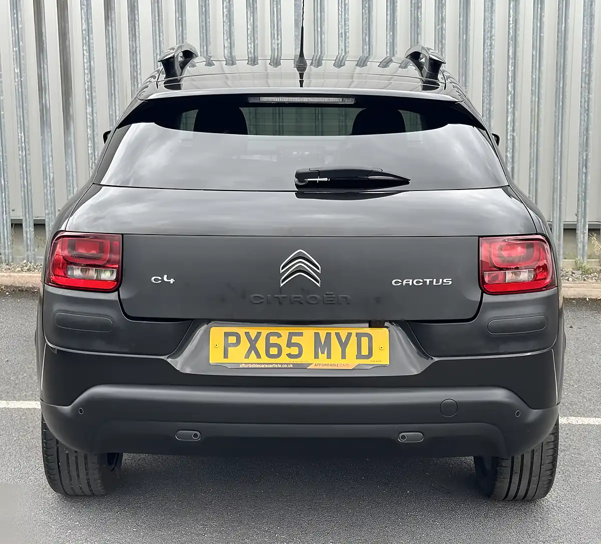 Used 2015 Citroen C4 Cactus Flair Black - Interior and Exterior details 6