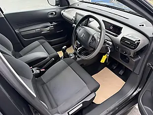 Used 2015 Citroen C4 Cactus Flair Black - Interior and Exterior details 9