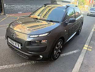 Used 2015 Citroen C4 Cactus Flair Grey - Interior and Exterior details 8