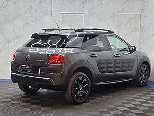 Used 2015 Citroen C4 Cactus Flair Grey - Interior and Exterior details 9