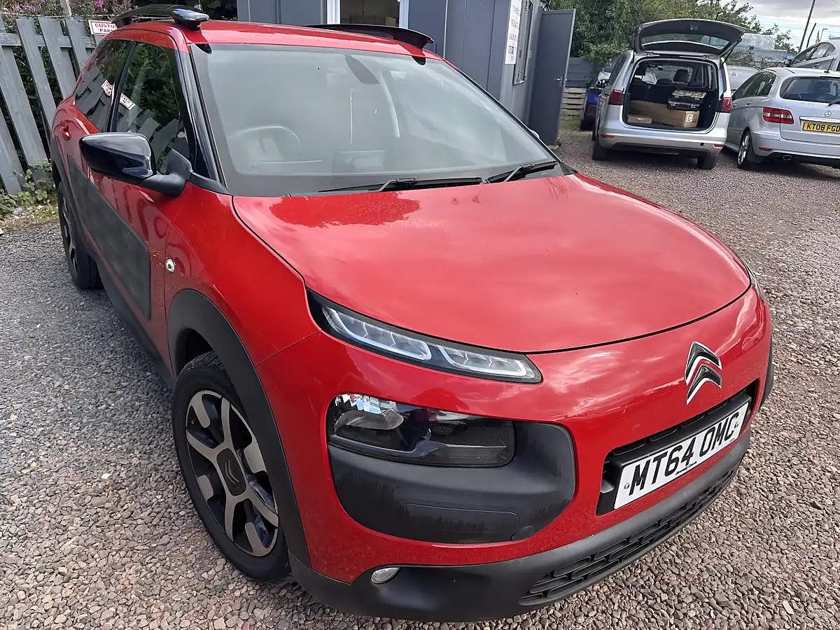 Used 2015 Citroen C4 Cactus Flair Red - Interior and Exterior details 2