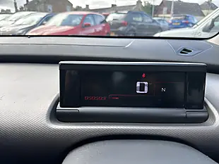 Used 2015 Citroen C4 Cactus Flair Red - Interior and Exterior details 20