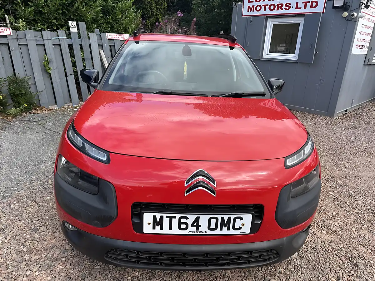 Used 2015 Citroen C4 Cactus Flair Red - Interior and Exterior details 4
