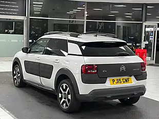Used 2015 Citroen C4 Cactus Flair White - Interior and Exterior details 8