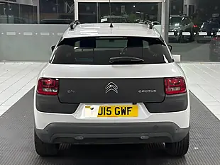 Used 2015 Citroen C4 Cactus Flair White - Interior and Exterior details 9