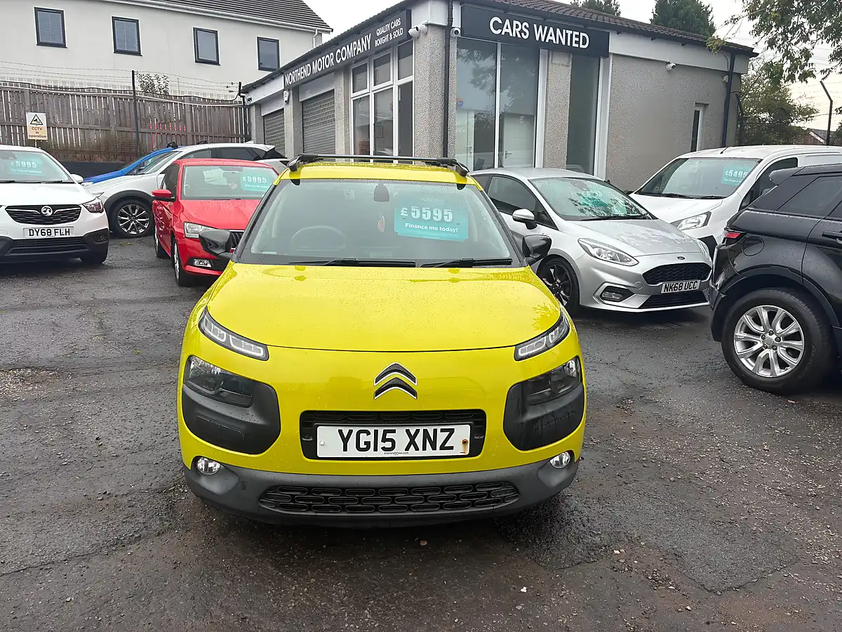 Used 2015 Citroen C4 Cactus Flair Yellow - Interior and Exterior details 20