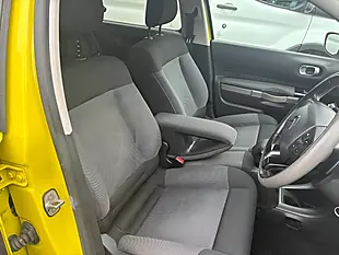 Used 2015 Citroen C4 Cactus Flair Yellow - Interior and Exterior details 3