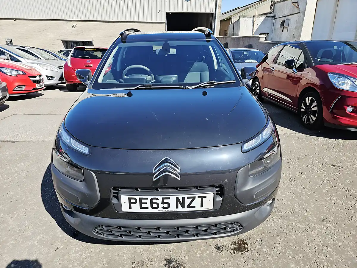 Used 2015 Citroen C4 Cactus Flaire Grey - Front View
