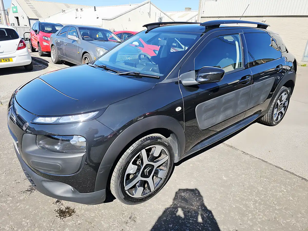 Used 2015 Citroen C4 Cactus Flaire Grey - Interior and Exterior details 6