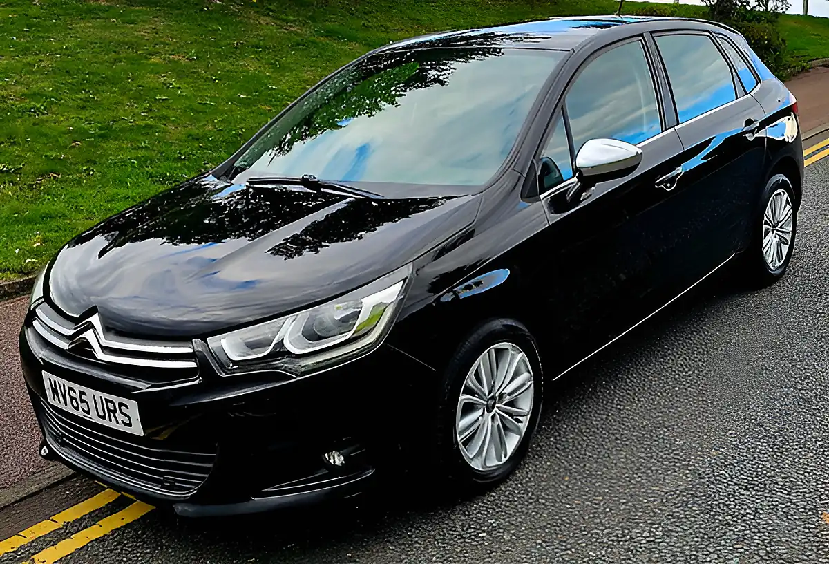 Used 2015 Citroen C4 Flair Black - Interior and Exterior details 20