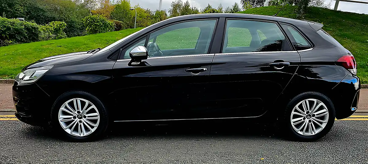 Used 2015 Citroen C4 Flair Black - Interior and Exterior details 7