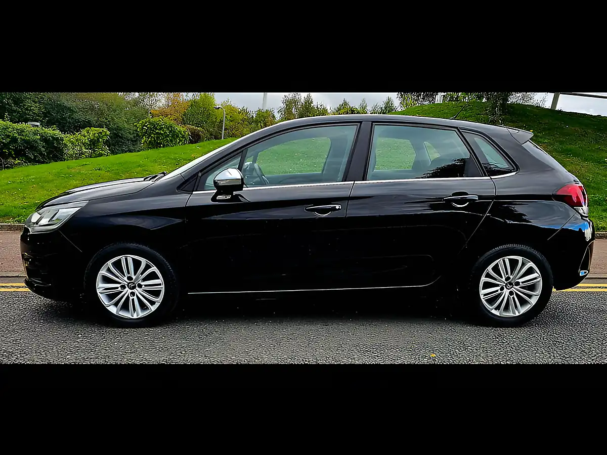 Used 2015 Citroen C4 Flair Black - Interior and Exterior details 8