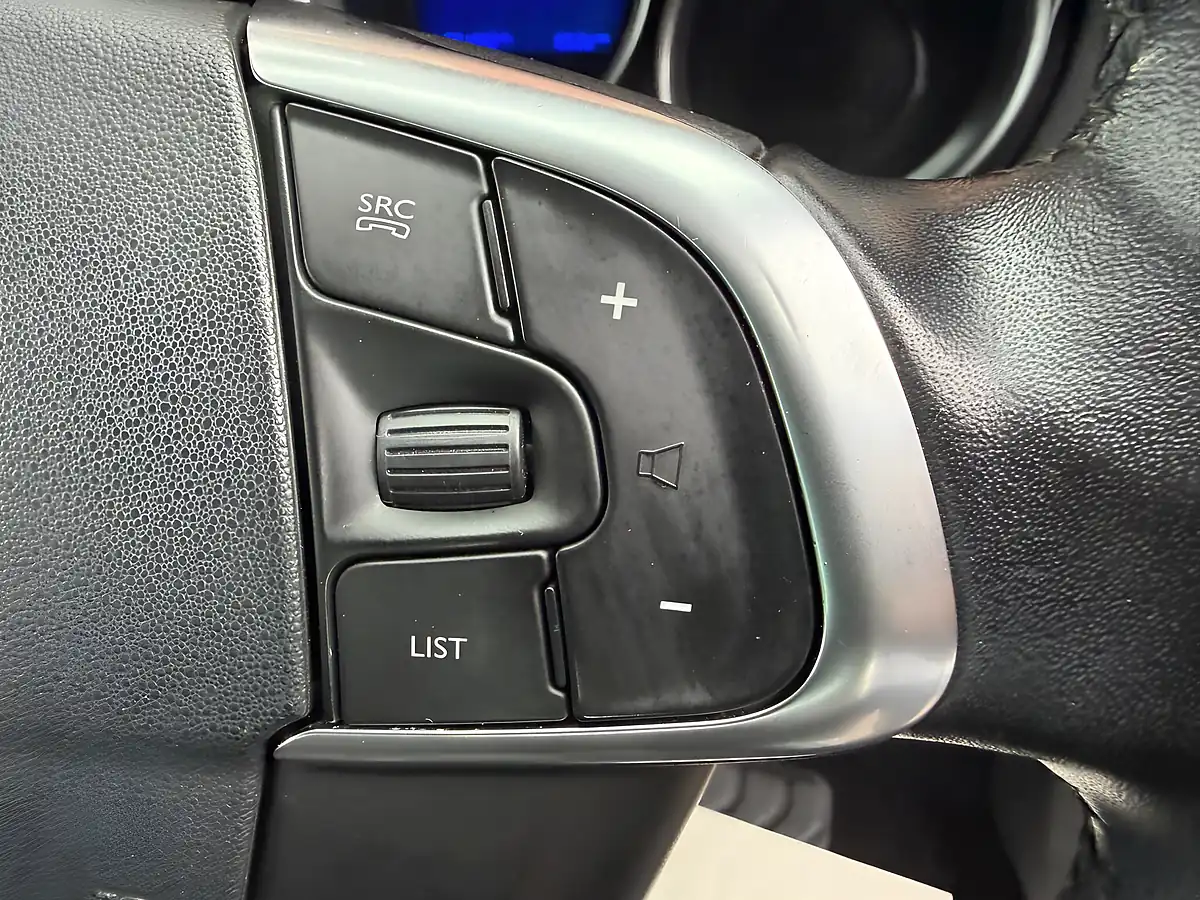 Used 2015 Citroen C4 Flair Black - Interior and Exterior details 16