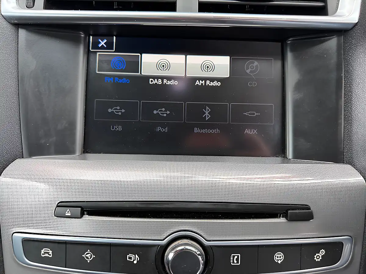 Used 2015 Citroen C4 Flair Black - Interior and Exterior details 17