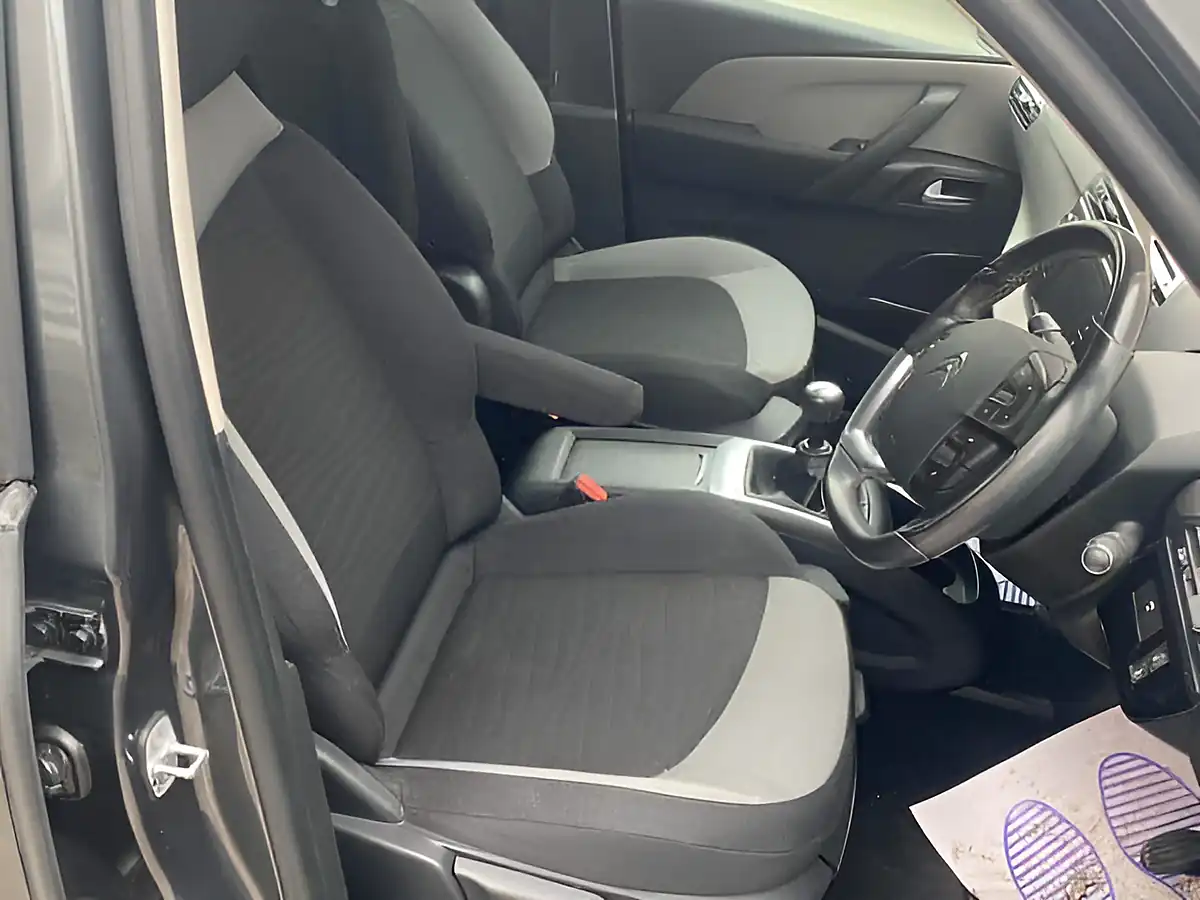 Used 2015 Citroen C4 Picasso Blue Exclusive Blue - Interior and Exterior details 17