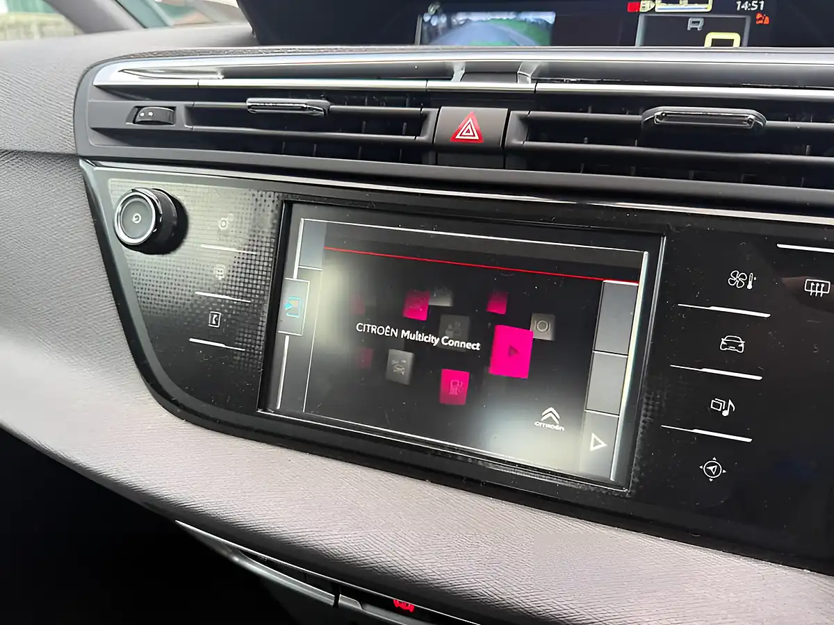 Used 2015 Citroen C4 Picasso Exclusive Blue - Interior and Exterior details 18