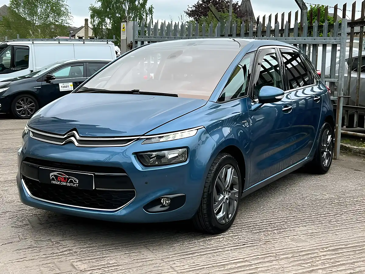 Used 2015 Citroen C4 Picasso Exclusive Blue - Interior and Exterior details 5