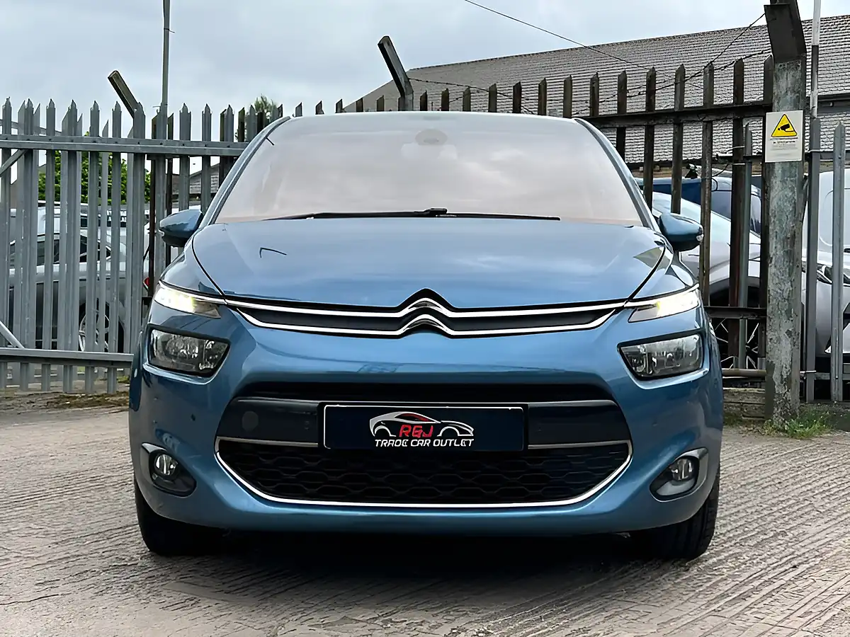 Used 2015 Citroen C4 Picasso Exclusive Blue - Interior and Exterior details 6