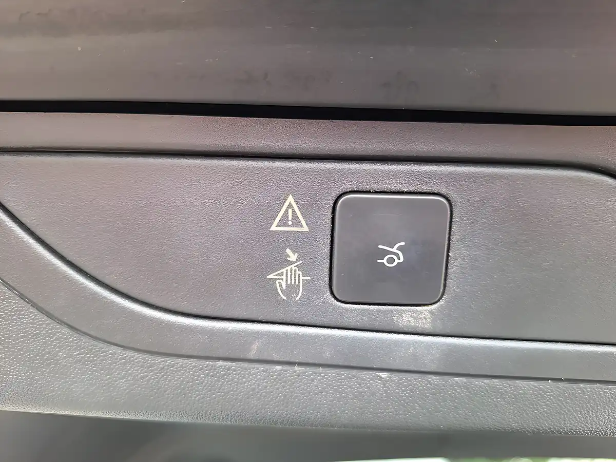 Used 2015 Citroen C4 Picasso Exclusive+ Grey - Interior and Exterior details 14