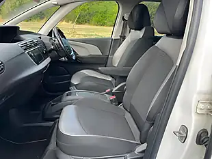 Used 2015 Citroen C4 Picasso Exclusive+ White - Interior and Exterior details 6
