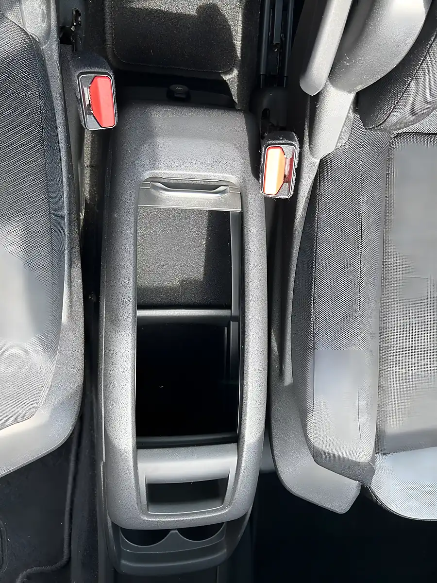 Used 2015 Citroen C4 Picasso Red - Interior and Exterior details 10