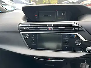 Used 2015 Citroen C4 Picasso Red - Interior and Exterior details 12